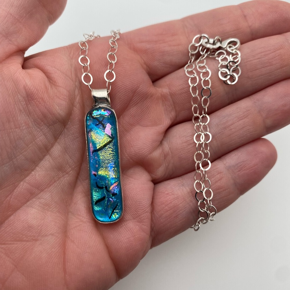 925 Sterling Silver Dichroic Glass Pendant Necklace - Picture 4 of 5